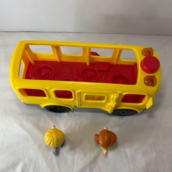 Fisher Price Little People 2016 School Bus Toy 2 figures Lights Sounds Works - Picture 7 of 10
